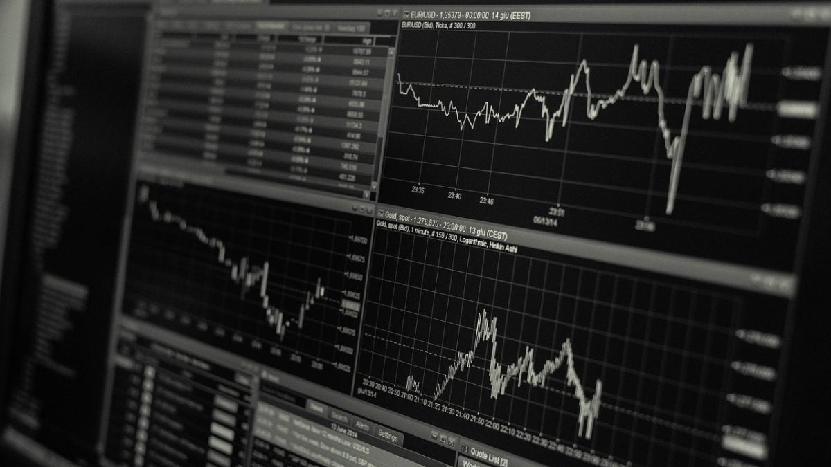 A Peek into the Tez Cryptocurrency World with Tezos Fundraiser