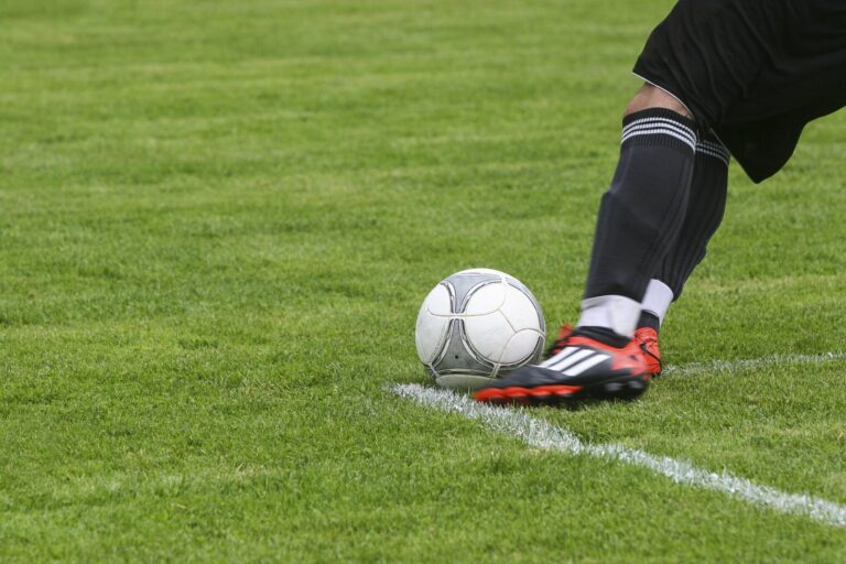 Important Things to Know About Football Betting