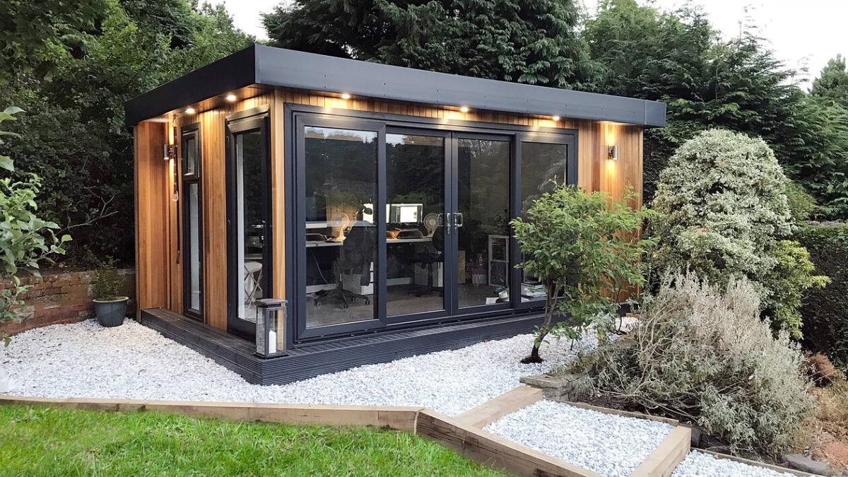 The Ultimate Guide to Designing a Functional and Luxurious Garden Room