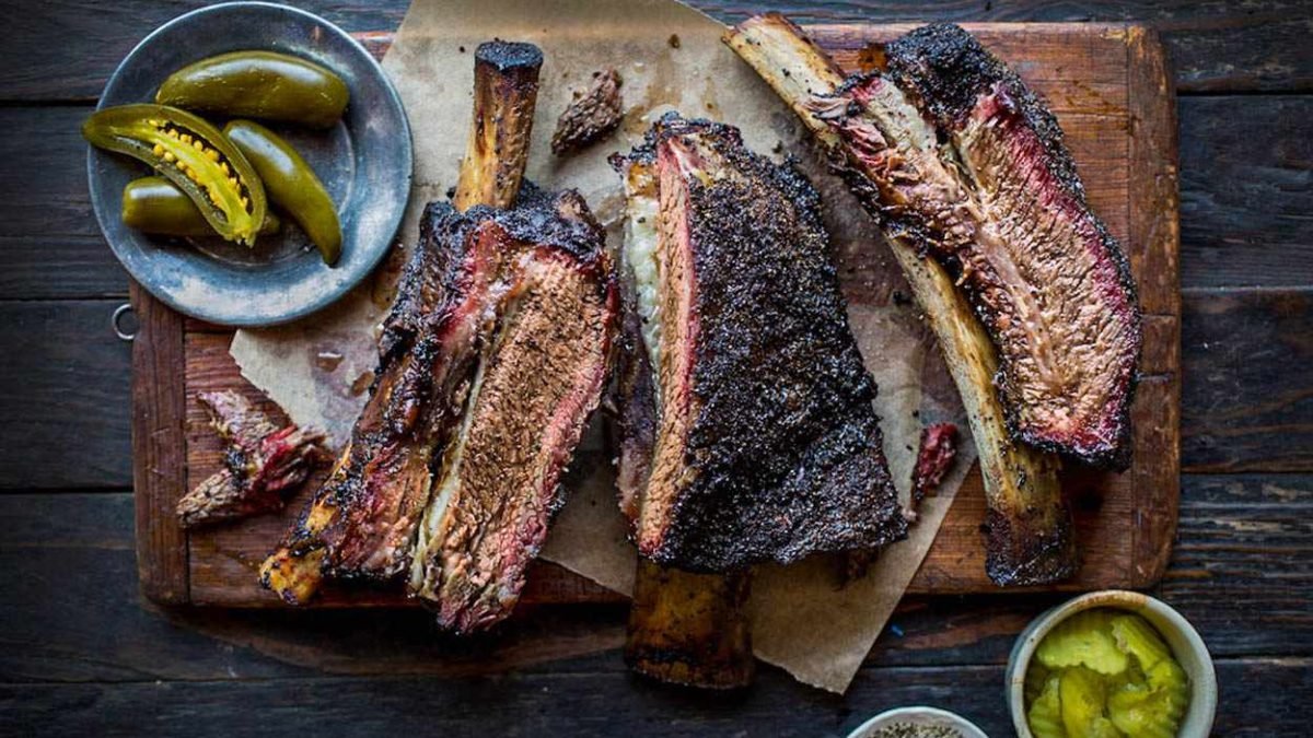 How American BBQ Food in Sydney Brings Smoky Goodness to Your Plate