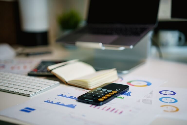 MetaTrader 4 for Online Trading: Features, Benefits and TradingSphere Access
